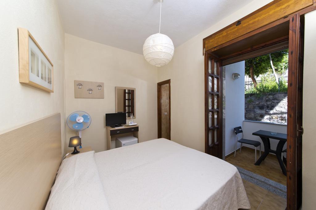 Hotel Casa Di Meglio Dependance Casamicciola Terme Esterno foto